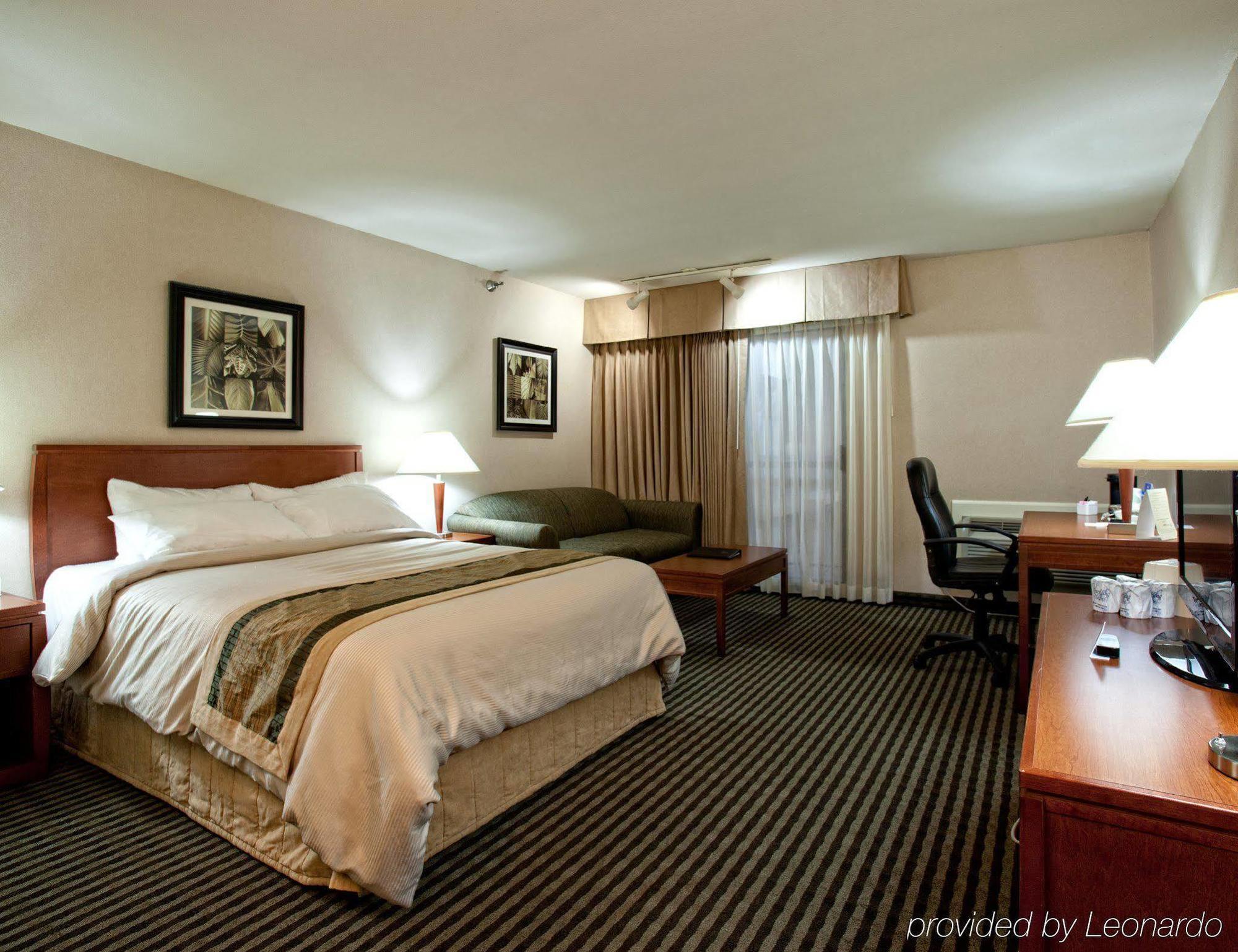 Surestay Hotel By Best Western 칠리왝 외부 사진