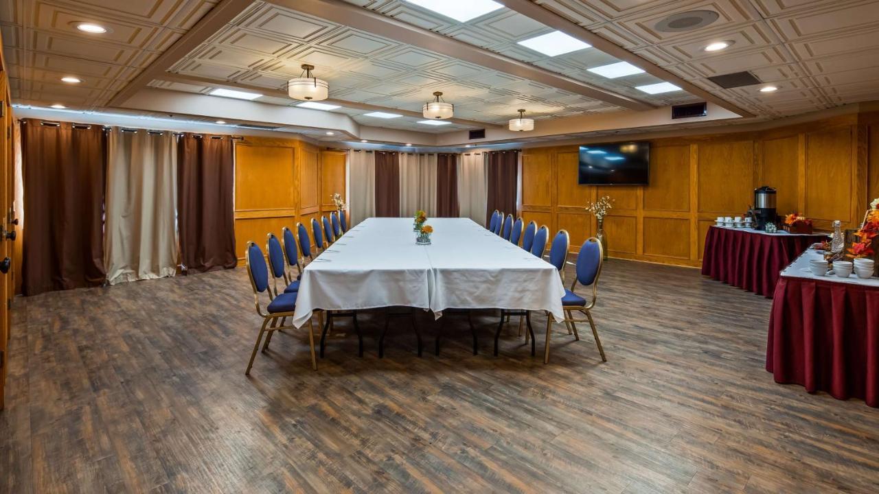 Surestay Hotel By Best Western 칠리왝 외부 사진