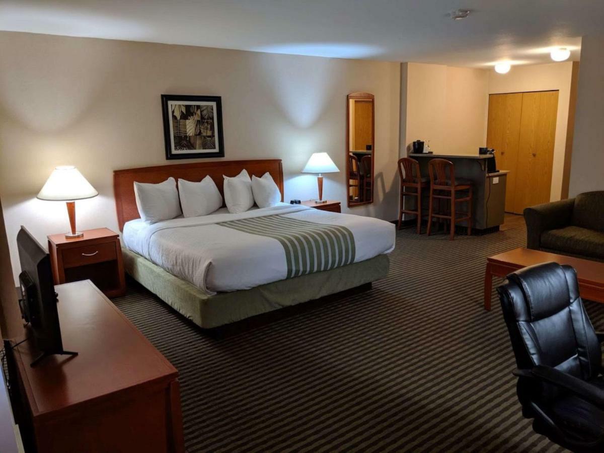 Surestay Hotel By Best Western 칠리왝 외부 사진