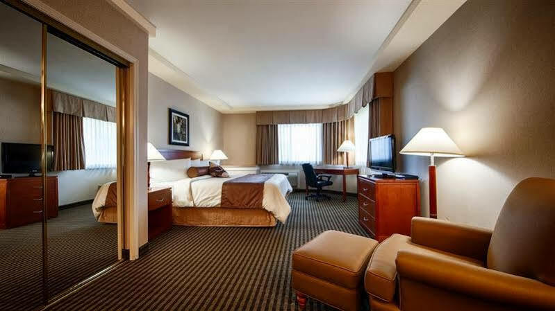 Surestay Hotel By Best Western 칠리왝 외부 사진